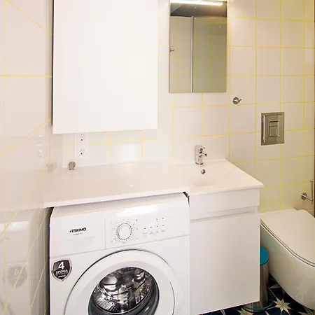 Happy Place Ii * Kalamata